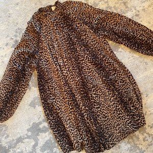 Wide-Cut Leopard Print Dress